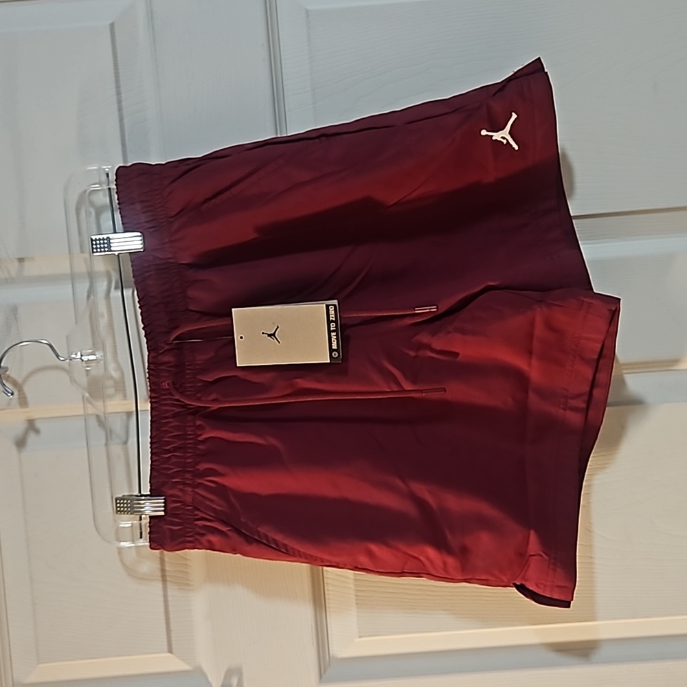 Jordan Men's Essentials 5" Poolside Shorts: DARK RED: NEW WITH TAGS: SIZE S